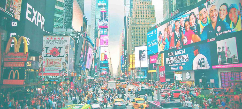 Englische Reklame am Times Square